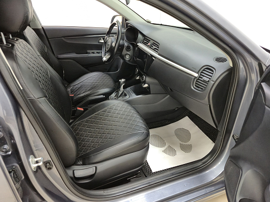 Kia Rio Comfort, 2017 года, пробег 72000 км