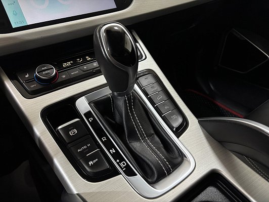 Geely Atlas Люкс + Yandex Auto, 2020 года, пробег 104001 км