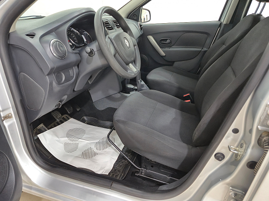 Renault Logan Confort, 2015 года, пробег 58340 км