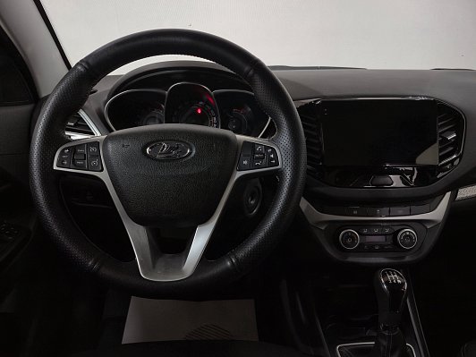 Lada (ВАЗ) Vesta Luxe, 2017 года, пробег 136031 км
