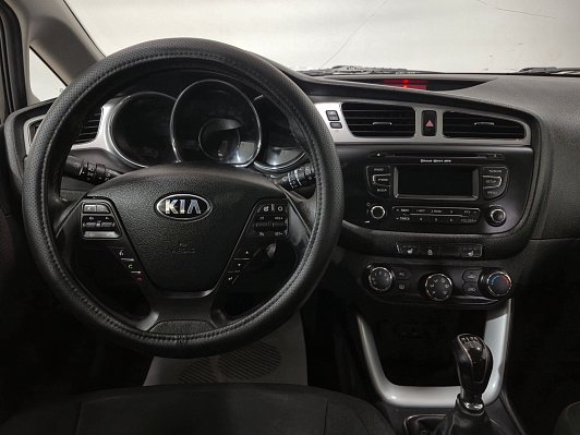 Kia Ceed Comfort, 2013 года, пробег 122222 км