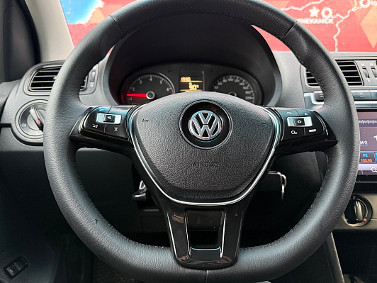 Volkswagen Polo SELECT, 2017 года, пробег 182000 км