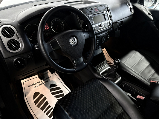 Volkswagen Tiguan, 2009 года, пробег 178244 км