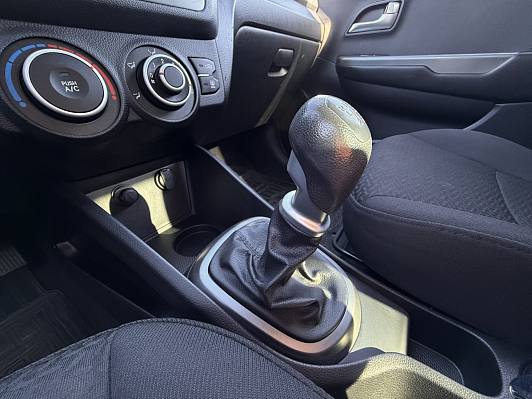 Kia Rio Comfort, 2011 года, пробег 140316 км