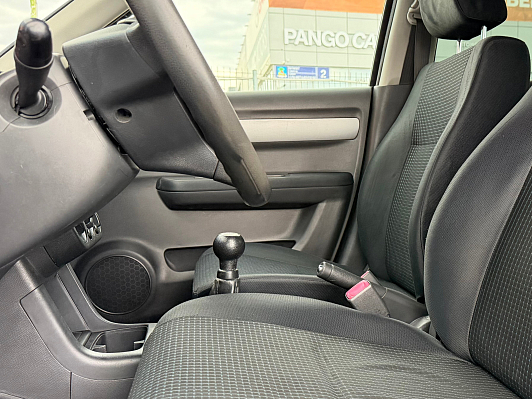 Suzuki Swift GLA, 2006 года, пробег 263346 км