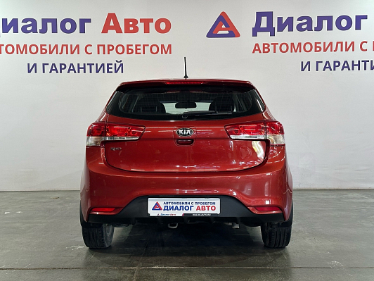 Kia Rio, 2015 года, пробег 153000 км