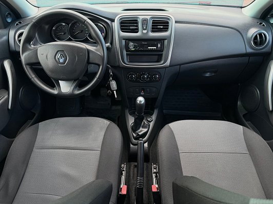 Renault Logan Privilege, 2017 года, пробег 106000 км