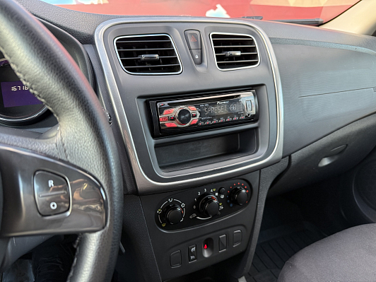 Renault Sandero Confort, 2017 года, пробег 167152 км
