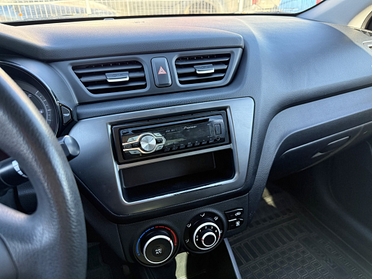 Kia Rio Comfort, 2011 года, пробег 140316 км