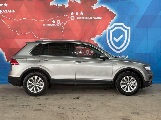 Volkswagen Tiguan CONNECT, 2017 года, пробег 154961 км