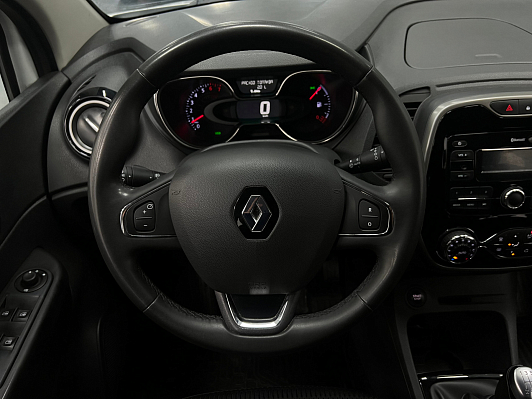 Renault Kaptur Style, 2017 года, пробег 109000 км