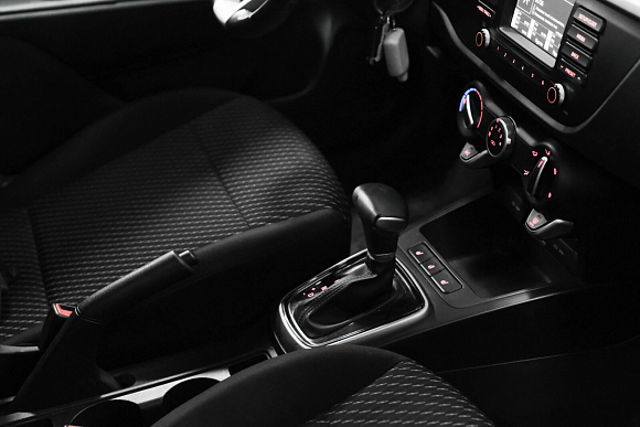 Kia Rio Comfort, 2018 года, пробег 65300 км