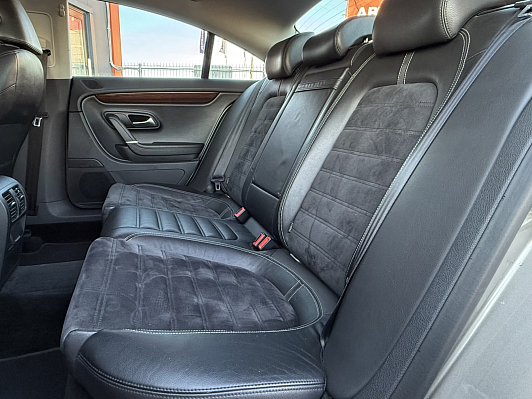Volkswagen Passat CC, 2011 года, пробег 170207 км