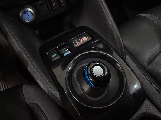 Nissan Leaf, 2019 года, пробег 53097 км