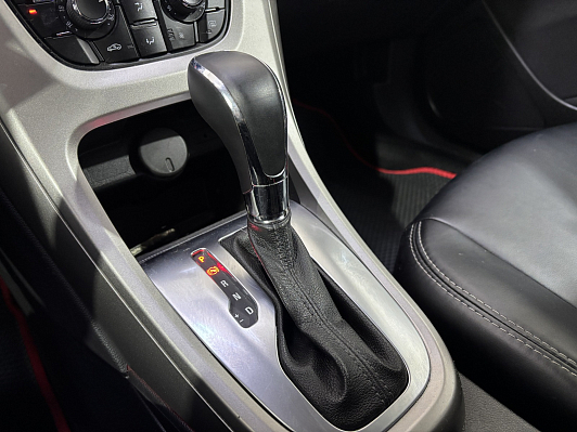 Opel Astra Cosmo, 2011 года, пробег 207274 км