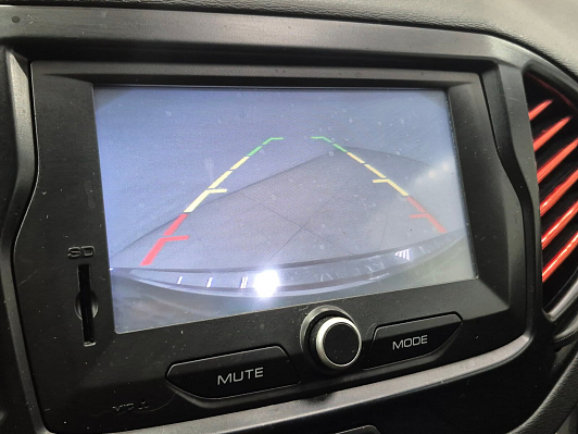 Lada (ВАЗ) Vesta Exclusive (2018-2019), 2017 года, пробег 98435 км