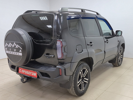 Lada (ВАЗ) Niva Luxe, 2023 года, пробег 45605 км