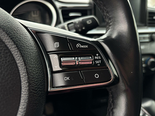 Kia Ceed Prestige, 2018 года, пробег 180268 км