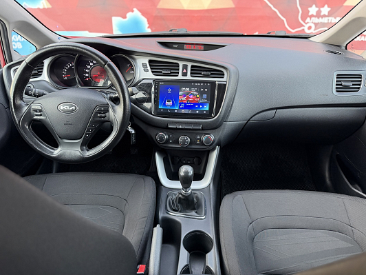 Kia Ceed Comfort, 2012 года, пробег 208500 км