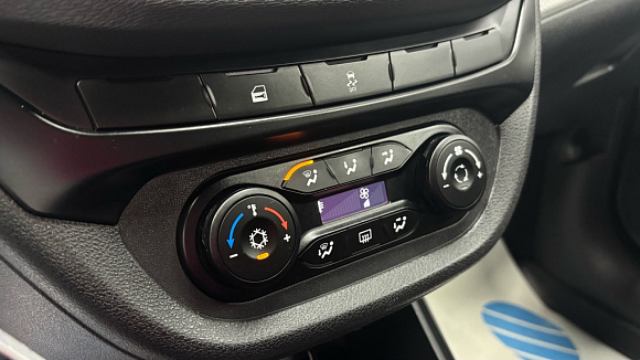 Lada (ВАЗ) Vesta Comfort Image, 2017 года, пробег 123084 км