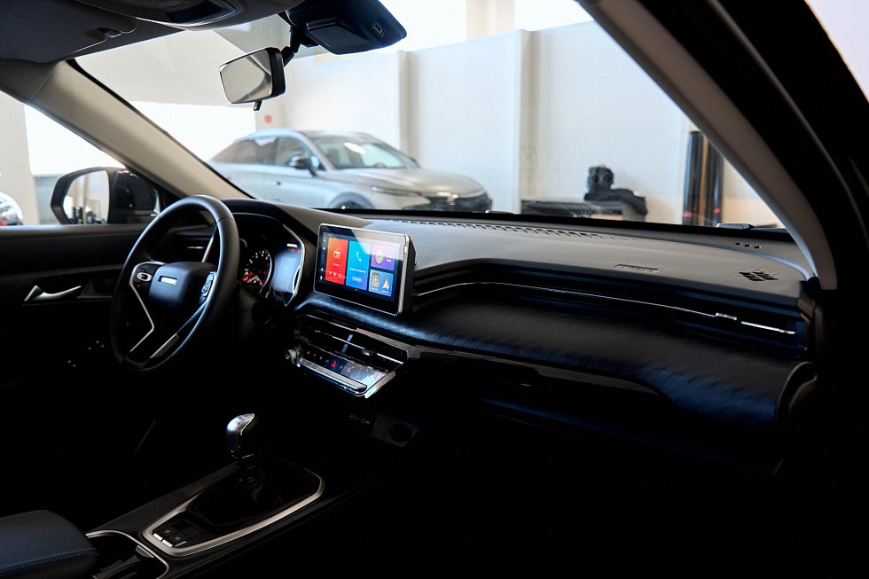 Haval Jolion Оптимум, черный