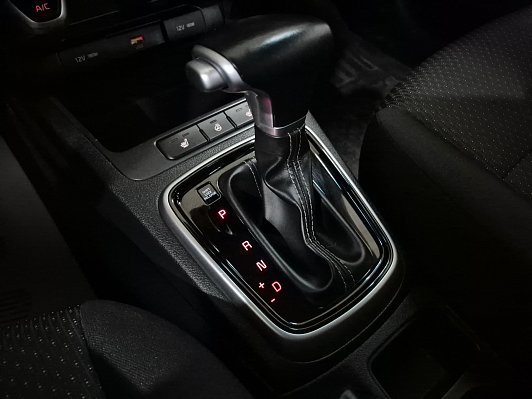 Kia Rio, 2020 года, пробег 80387 км