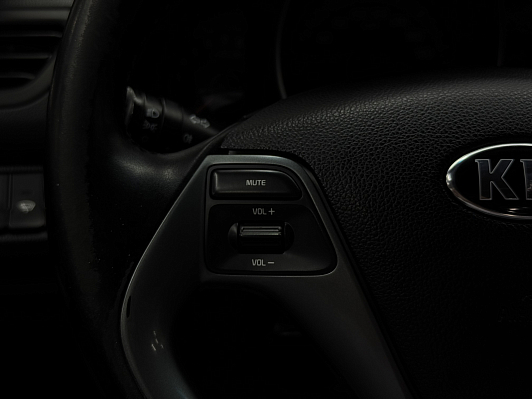 Kia Rio Luxe, 2015 года, пробег 129447 км