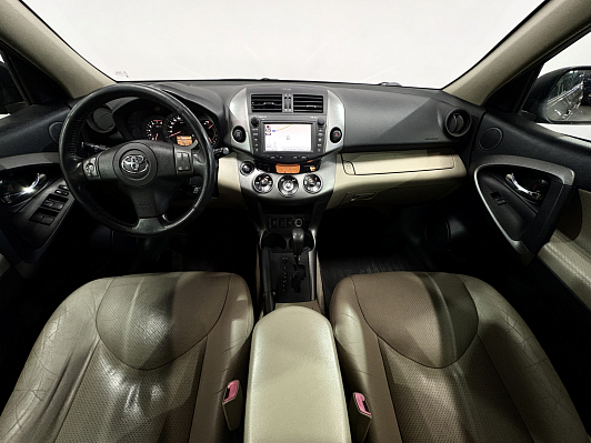 Toyota RAV4, 2010 года, пробег 178807 км