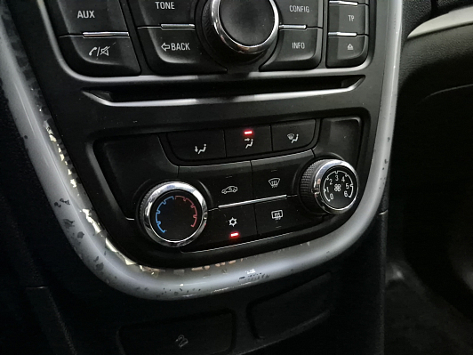 Opel Mokka Essentia, 2014 года, пробег 230024 км