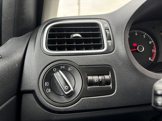 Volkswagen Polo Highline, 2017 года, пробег 140771 км