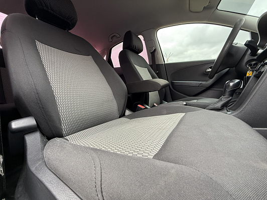 Volkswagen Polo Comfortline, 2015 года, пробег 165174 км