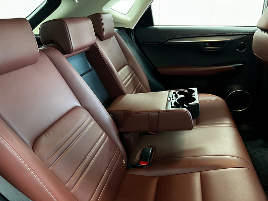 Lexus NX Progressive, 2017 года, пробег 223000 км