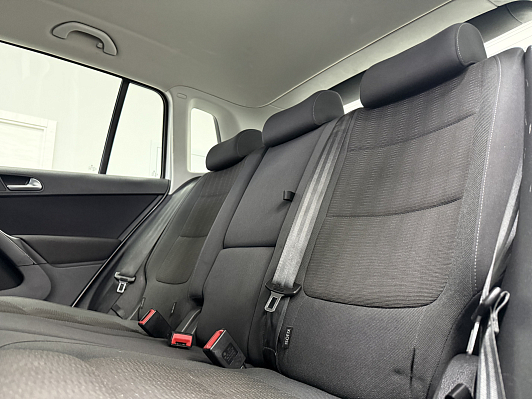 Volkswagen Tiguan Avenue, 2013 года, пробег 185462 км