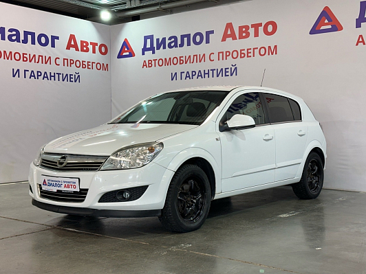 Opel Astra, 2014 года, пробег 125000 км