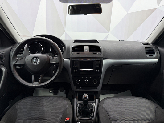Skoda Yeti Active Outdoor, 2017 года, пробег 52693 км