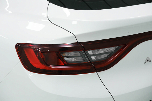 Renault Arkana Drive, 2021 года, пробег 120000 км