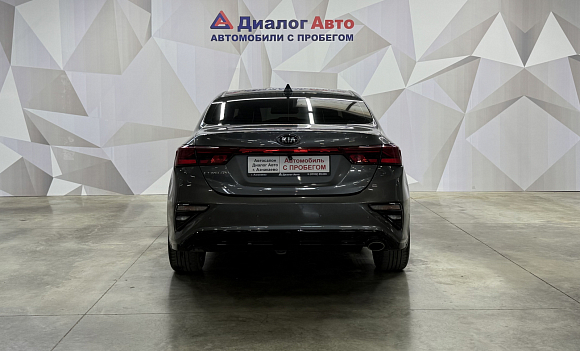 Kia Cerato Лига Европы, 2019 года, пробег 130824 км