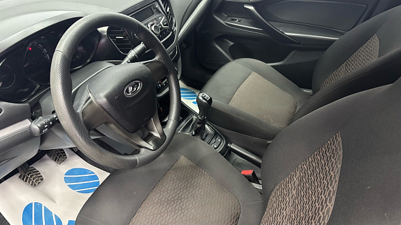 Lada (ВАЗ) Vesta Comfort Image, 2017 года, пробег 123084 км
