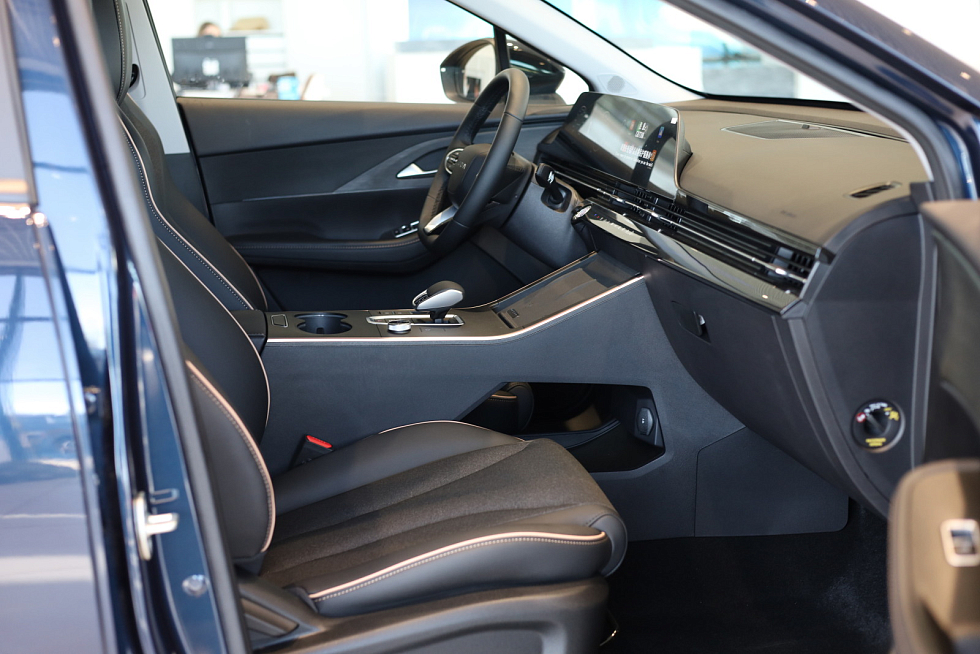 Omoda C5 Стиль, синий