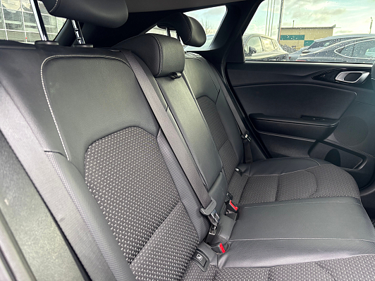 Kia Ceed Premium, 2019 года, пробег 63760 км
