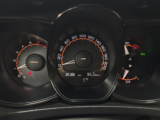 Lada (ВАЗ) Vesta Comfort Winter, 2018 года, пробег 85385 км