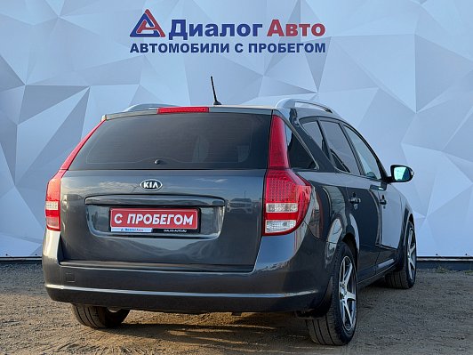 Kia Ceed Люкс плюс, 2010 года, пробег 240000 км