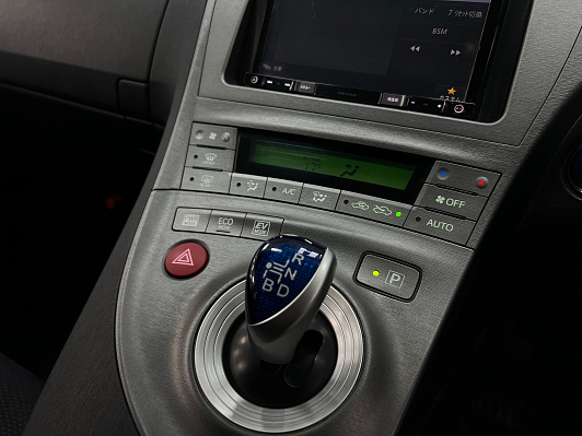 Toyota Prius, 2015 года, пробег 114584 км