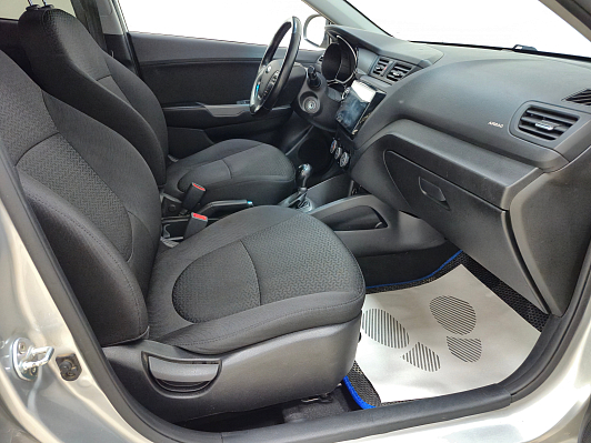 Kia Rio, 2017 года, пробег 130252 км
