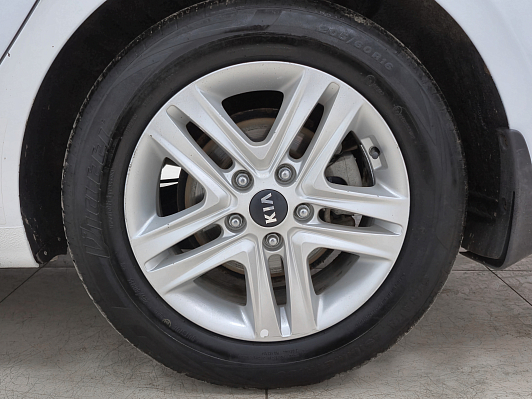 Kia Ceed Prestige, 2020 года, пробег 162115 км