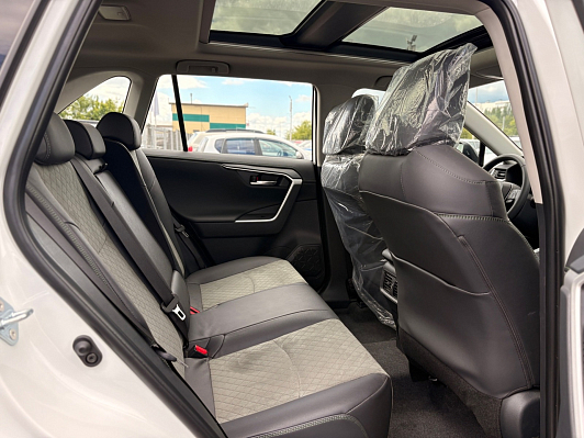 Toyota RAV4 Adventure Ultimate, 2025 года, пробег 19 км