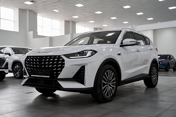 JETOUR X70 Plus Luxury, белый