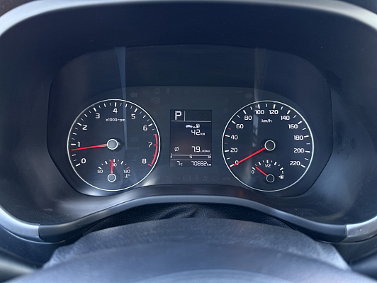 Kia Rio Style, 2021 года, пробег 70065 км