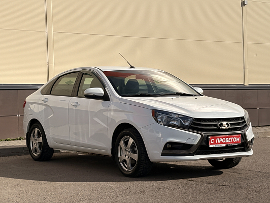 Lada (ВАЗ) Vesta Luxe Multimedia (2018-2019), 2017 года, пробег 174427 км