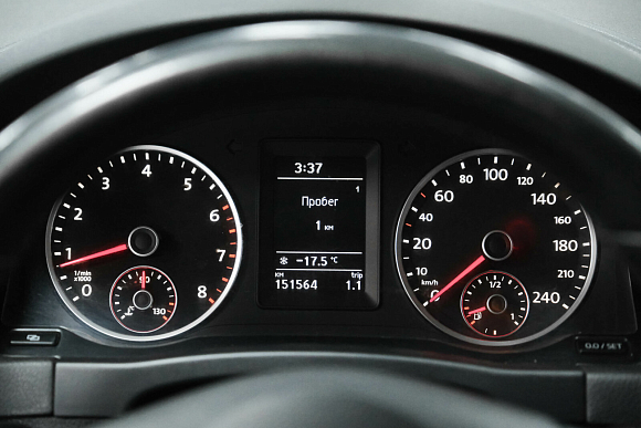 Volkswagen Tiguan Trend&Fun, 2011 года, пробег 151550 км
